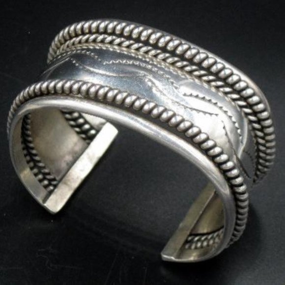 Signed TAHE Native American Large Sterling Silver Cuff Bracelet - Picture 2 of 4
